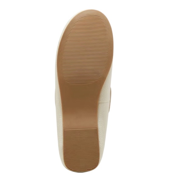 Universal Thread Women's Midge Boat Shoe Flats with Memory‎ Foam Insole - Picture 4 of 5